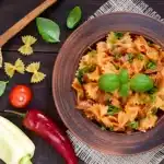 Flavorful Farfalle Recipe - Delicious Pasta Dish with Bowtie Noodles 🍝